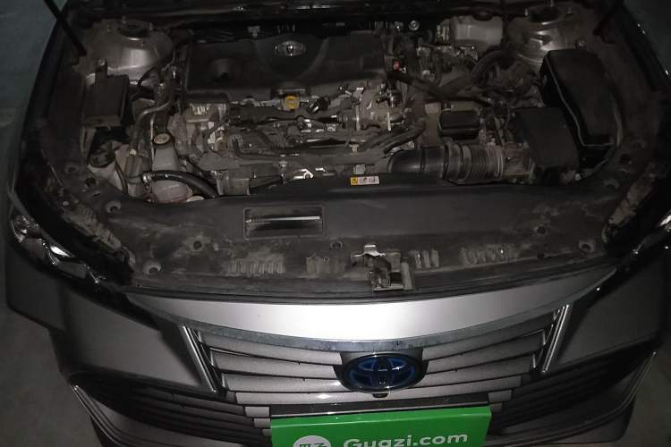 Used Toyota Avalon 2019 Dual-Engine 2.5L XLE Prestige Version China V Standard