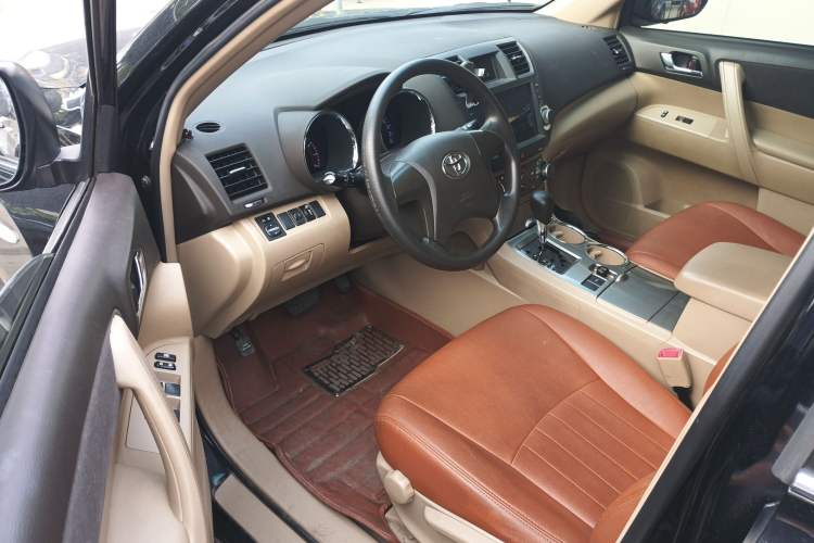 Used Toyota Highlander 2012 2.7L 2WD 5-Seater Elite Edition Driver Seat