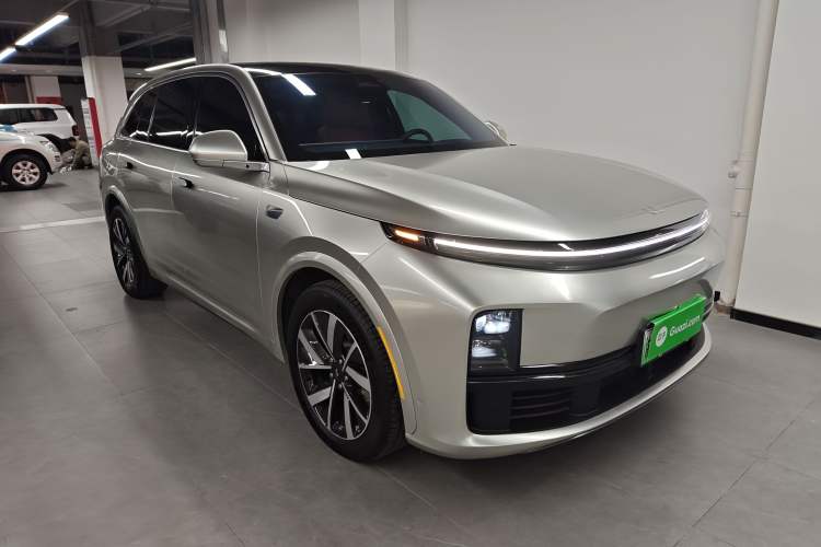 Used Li Auto L7 2023 Pro Model
