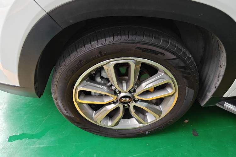 Used Hyundai ix35 2018 2.0L Automatic 2WD Zhiyong·Changxiang Edition Left Front Wheel Hub
