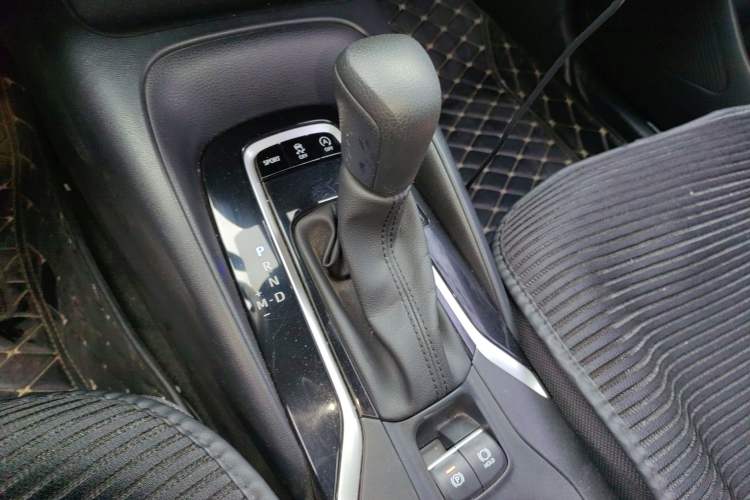 Used Toyota Levin 2019 185T CVT Luxury Edition China VI Standard
