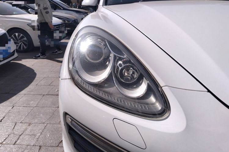 Used Porsche Cayenne 
