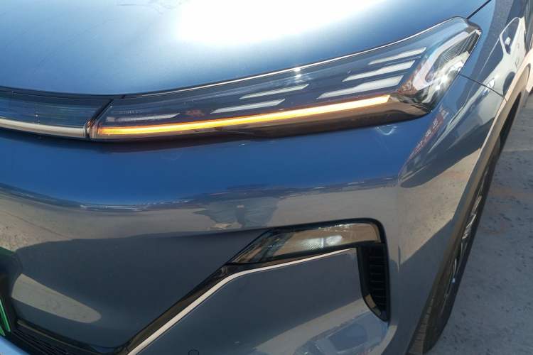 Used Geely Galaxy Xingjian 7 EM-i 2025 120km Exploration+ Version Left Front Headlight