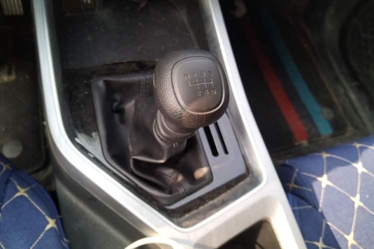 Used Wuling Jiachen 2022 1.5L Manual Enjoyment Elite Model
