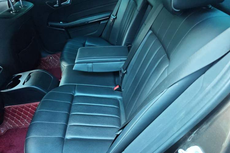 Used Mercedes-Benz E-Class 2015 Restyled E 260 L Sport Edition