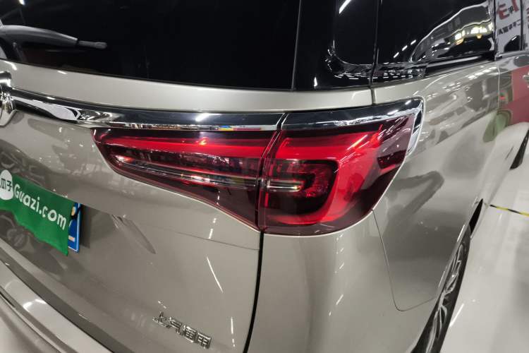 Used Buick GL8 2023 ES Lu Zun Comfort Model
