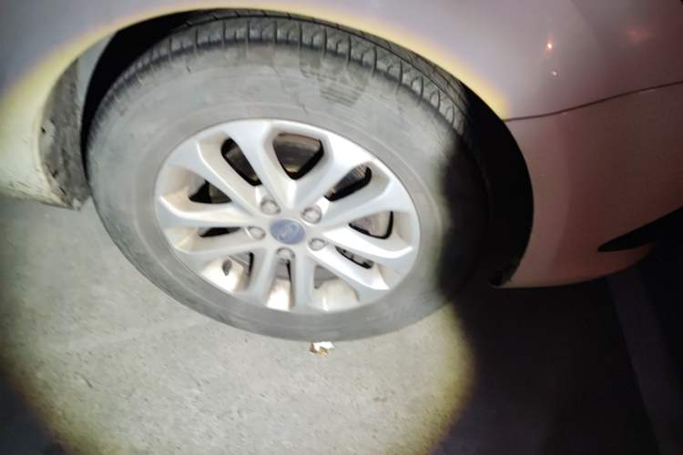 Used Ford Focus 2013 Hatchback Classic 1.8L Manual Base Model