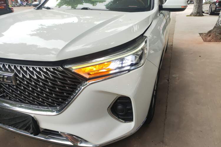 Used Haval M6 2021 PLUS 1.5T DCT Elite Smart Connectivity Model Left Front Headlight