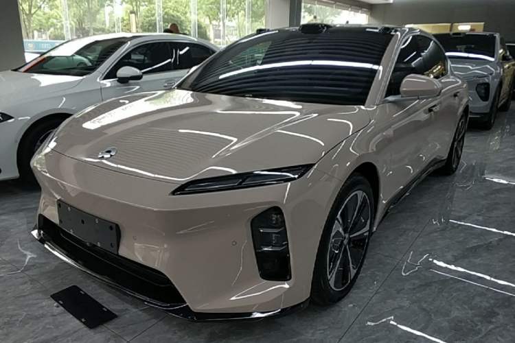 Used Nio ET5 2025 75 kWh