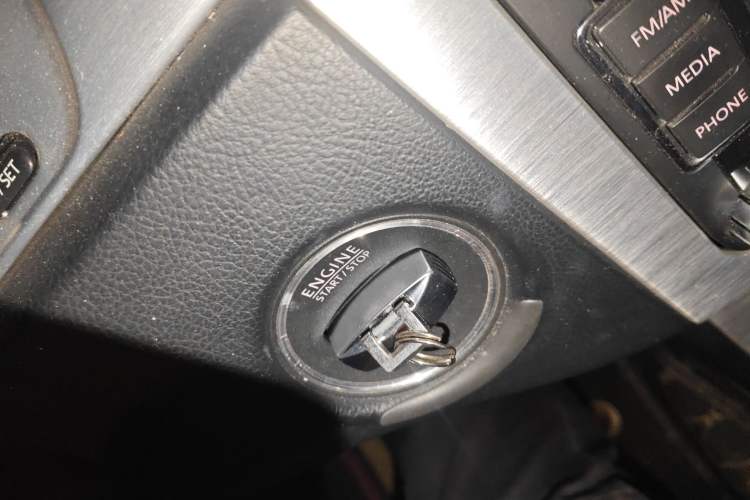 Used Volkswagen FAW-Volkswagen CC 2013 2.0 TSI Luxury Model Vehicle Key