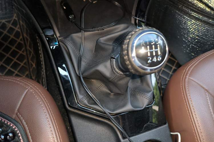 Used Great Wall Wingle 6 2017 2.0T Diesel 4x4 Elite Version 4D20D Gear Lever