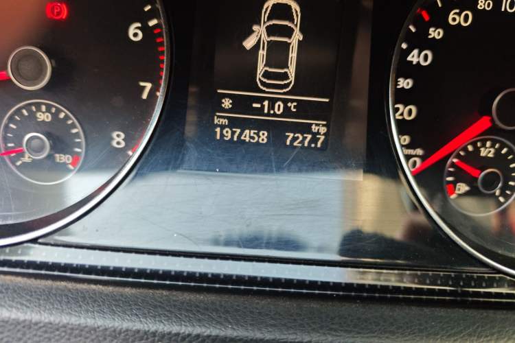 Used Volkswagen Magotan 2012 Revised 1.8TSI Luxury Version