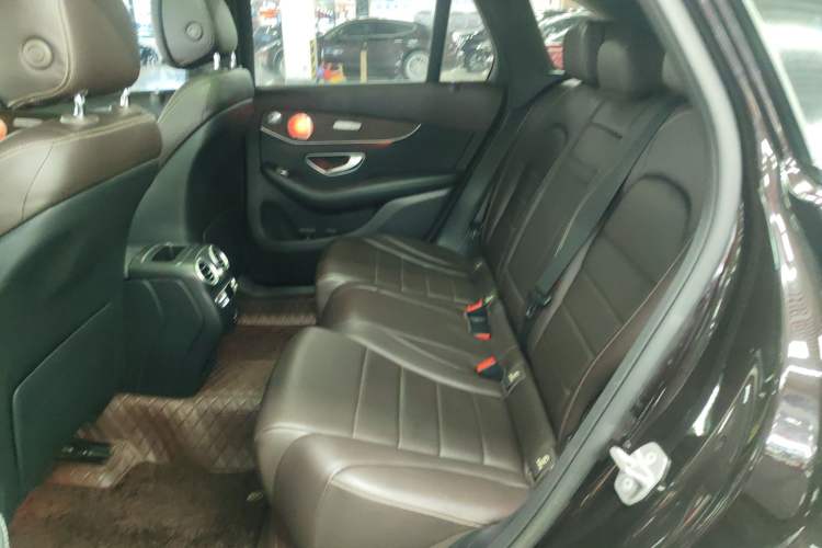 Used Mercedes-Benz GLC 2021 GLC 300 L 4MATIC Luxury Model
