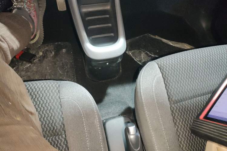 Used Leapmotor T03 2020 400 Lite Edition Gear Lever