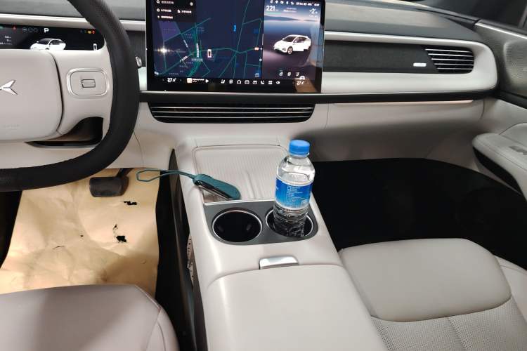 Used XPeng G6 2023 580 Long-Range Pro