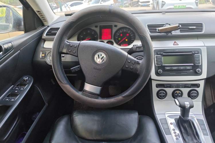 Used Volkswagen Magotan 2011 1.8TSI DSG Luxury Model