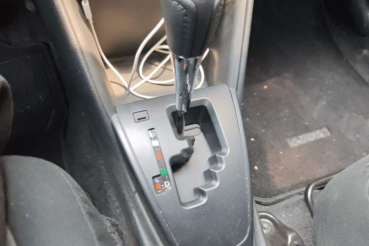 Used Toyota Vios 2022 1.5L CVT Active Drive CARE Edition Gear Lever