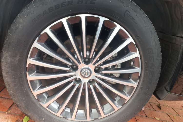 Used CHANGAN CS95 2019 2.0T Two-Wheel-Drive Luxury Version