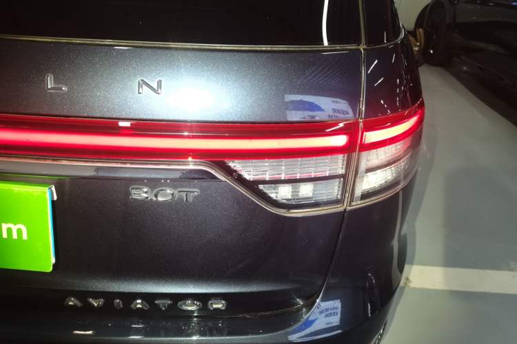 Used Lincoln Aviator 2021 3.0T V6 All-Wheel-Drive Executive Edition