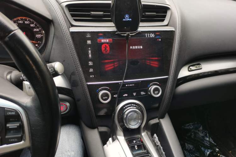 Used Acura CDX 2019 1.5T Two-Wheel Drive Enjoyment Edition Audio And AC Panel