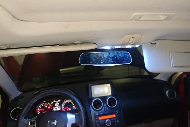 Used Nissan Qashqai 2011 2.0 XV Lea CVT 2WD Headliner