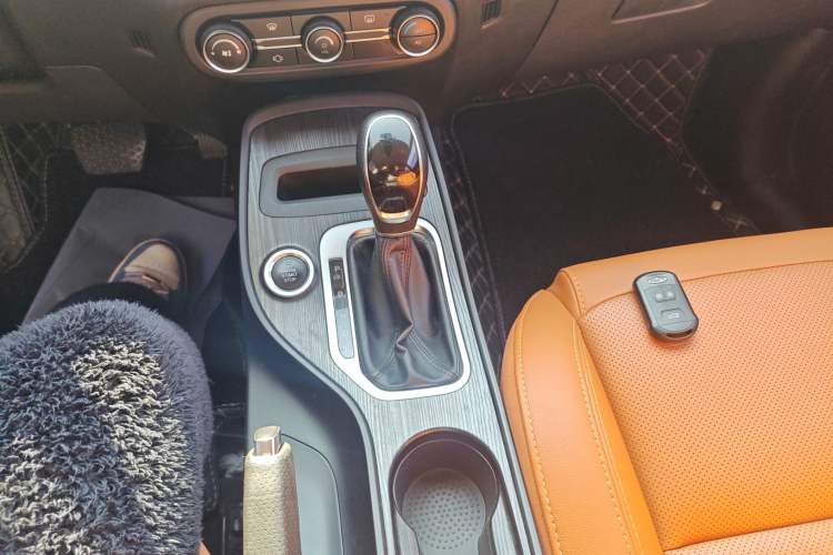 Used Chery Tiggo 7 2016 2.0L CVT Shining Edition