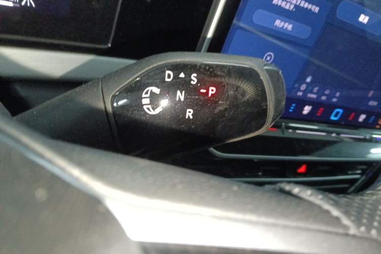 Used Volkswagen Passat 2025 Pro 380TSI Dragon Supreme Edition