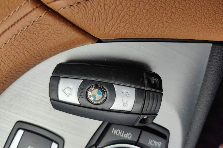 Used BMW Z4 2013 sDrive20i Leading Model
