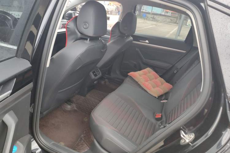 Used Volkswagen Lavida 2023 300TSI DSG Starry Full-Comfort Edition
