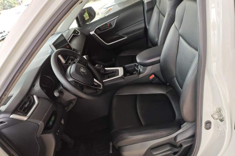 Used Toyota RAV4 2020 2.0L CVT Two-Wheel Drive Urban Edition