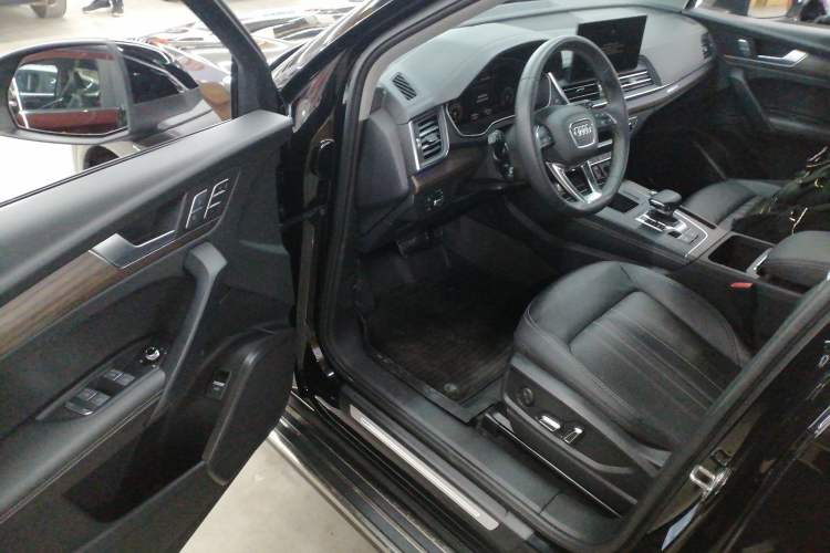 Used Audi Q5L 2023 40T Luxury Elegant Model