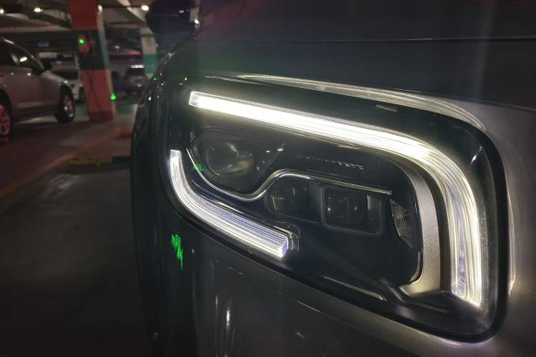 Used Mercedes-Benz GLB AMG 2021 AMG GLB 35 4MATIC Right Front Headlight