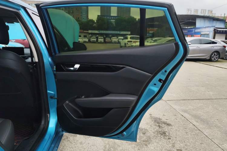 Used Dongfeng Aeolus Yixuan 2020 230T Automatic Advanced Edition
