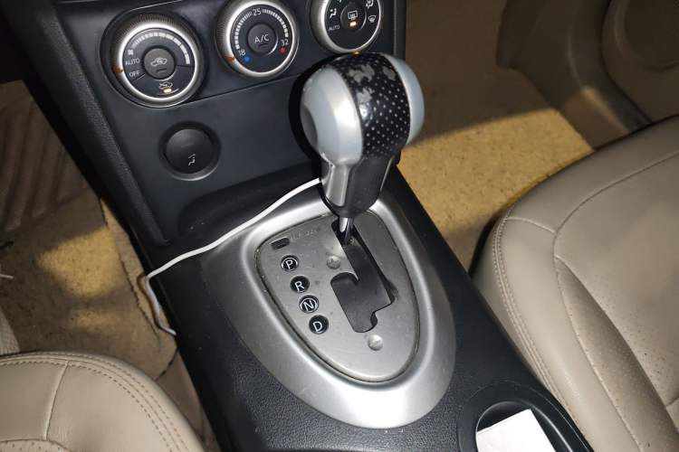 Used Nissan Qashqai 2011 2.0 XV Lea CVT 2WD
