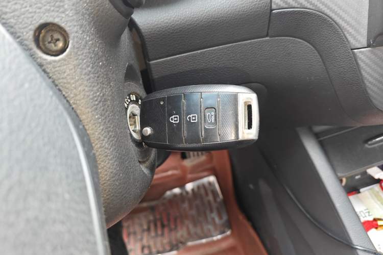 Used Kia K3 2013 1.6L Manual GLS