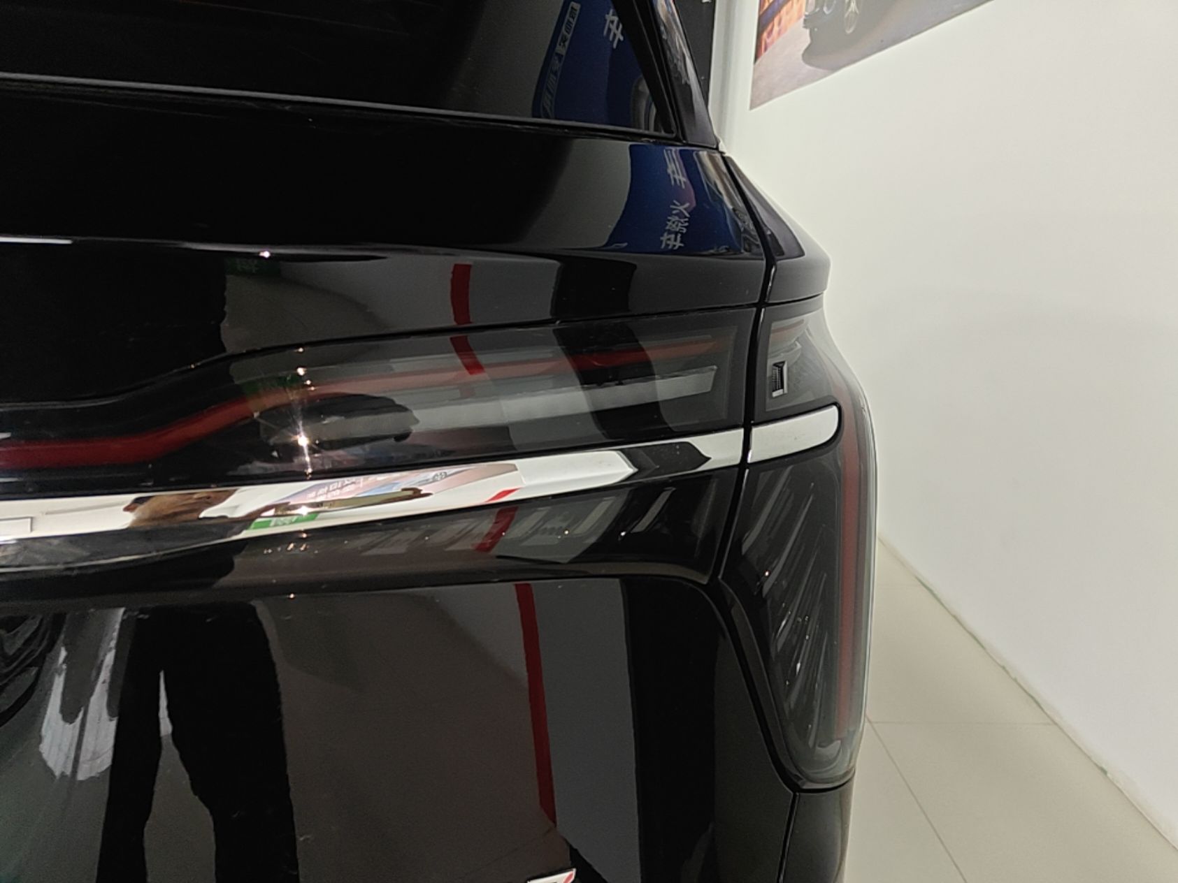 Hongqi HS7 PHEV 2024 2.0T PHEV Four-Wheel Drive Flagship Edition 7 Seats — снимка 9