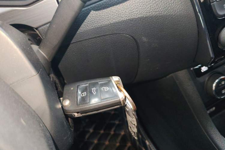 Used Skoda Superb 2016 TSI330 DSG Innovation Edition
