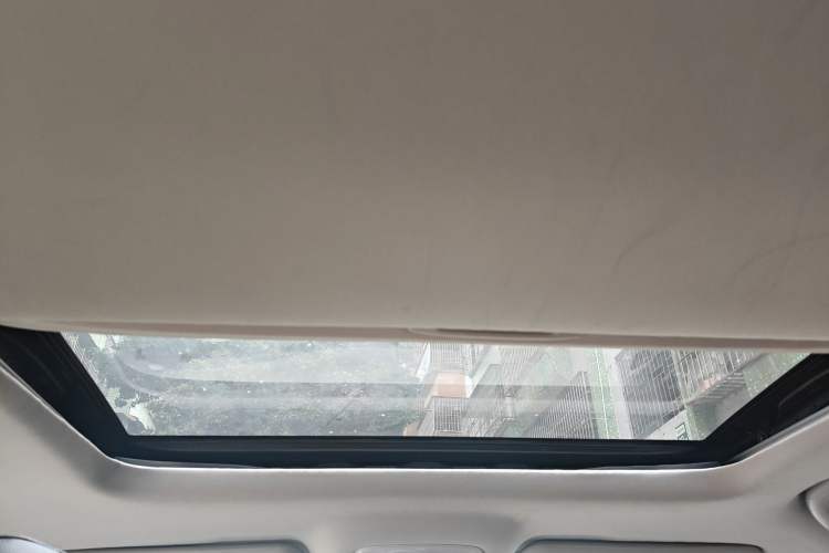 Used GAC Trumpchi GS4 2016 235T G-DCT Luxury Edition Headliner