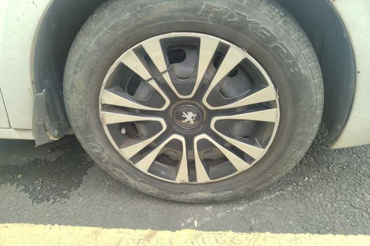 Used Peugeot 301 2018 1.6L Manual Comfort Edition
