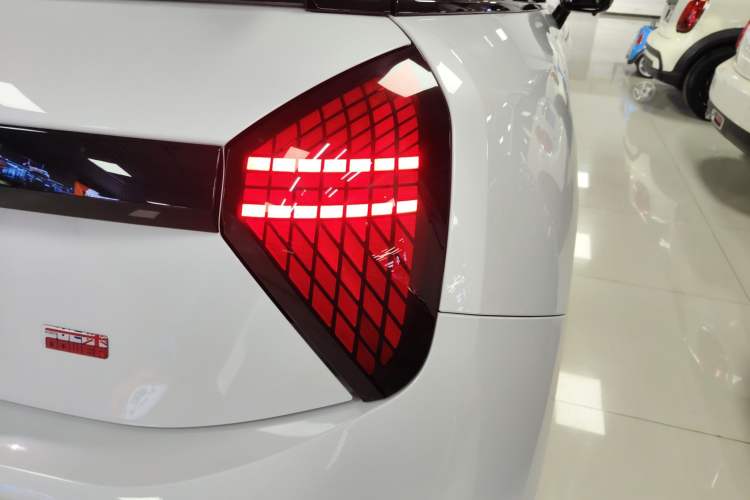 Used MINI Electric MINI COOPER 2025 Model Facelift 466km COOPER E Classic Style
