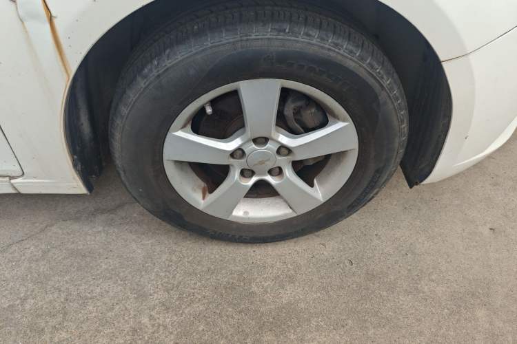 Used Chevrolet Cruze 2013 1.6L SL MT
