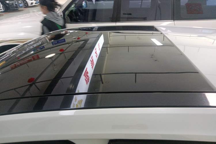 Used Volkswagen Golf 2014 1.4TSI Automatic Comfort Model Roof