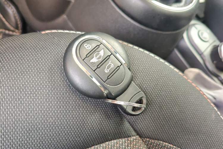 Used MINI 2016 1.2T ONE Pioneer Edition