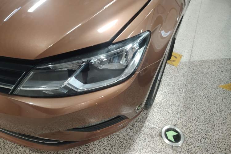 Used Volkswagen Lamando 2015 280TSI DSG Comfort Edition Left Front Headlight