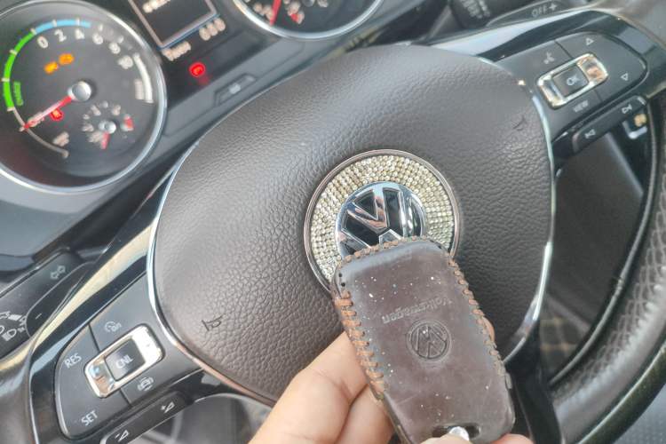 Used Volkswagen Tiguan L New Energy 2019 430 PHEV Hybrid Luxury Edition Vehicle Key