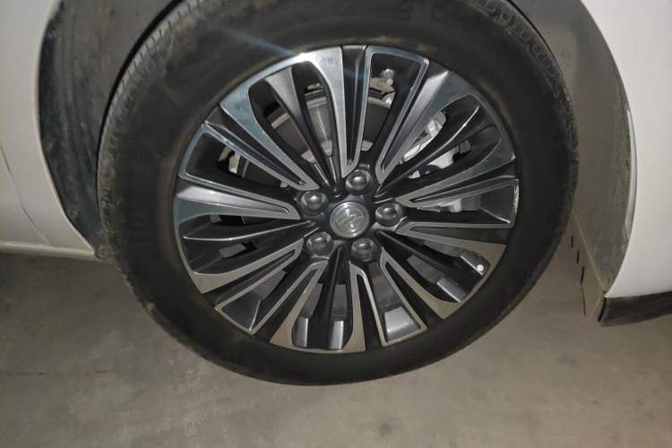 Used Buick GL8 2022 ES Land Cruiser 653T Luxury Model