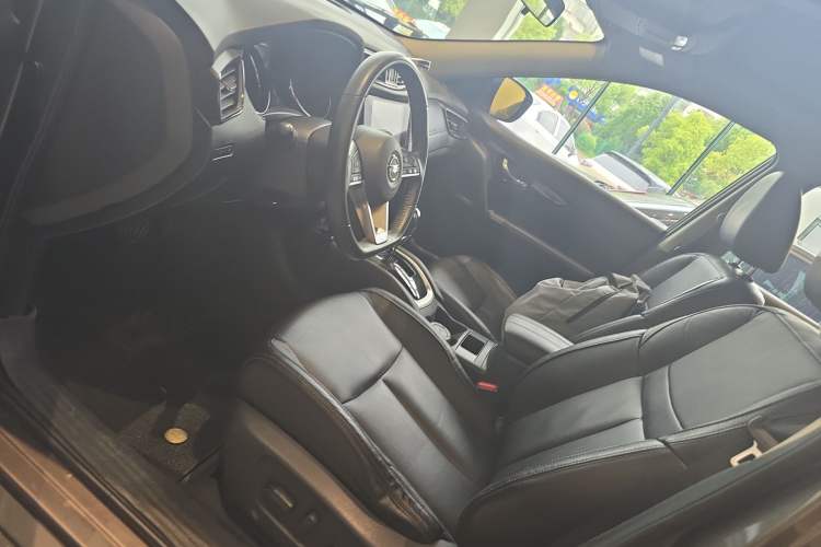 Used Nissan X-Trail 2019 2.0L CVT Smart Connect Comfort Edition 2WD