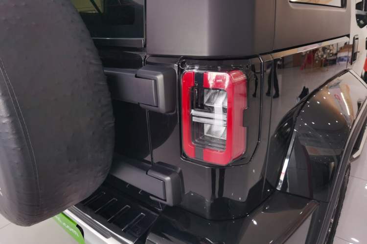 Used BAIC Off-Road BJ40 2024 2.0T Urban Hunter Honor Edition