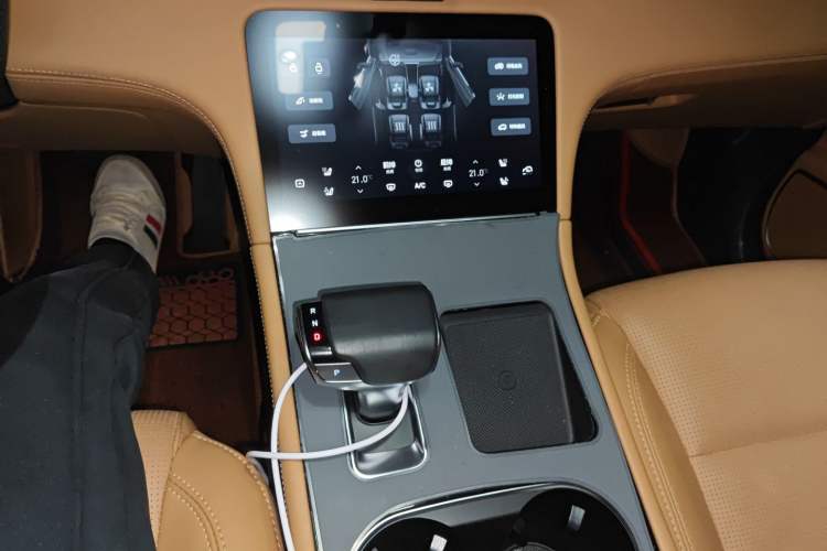 Used Li Auto ONE 2021 Extended-Range 6-Seater Version Gear Lever
