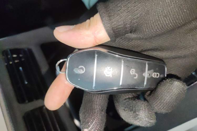 Used BYD Tang New Energy 2022 DM-p 215KM Four-Wheel Drive Flagship Model
